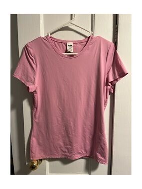 PINK Victoria's Secret Short Sleeve Crew Tee in Pink